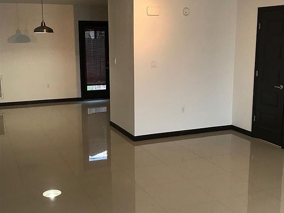 2nd image of 2550 Weslaco Rd