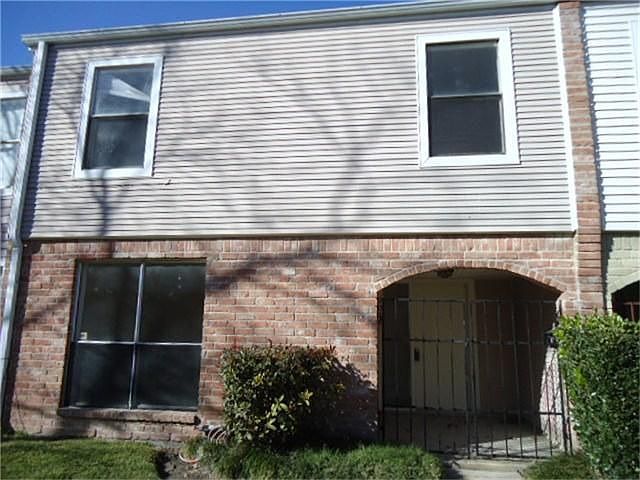 1st image of 9036 Wilcrest Dr #9036