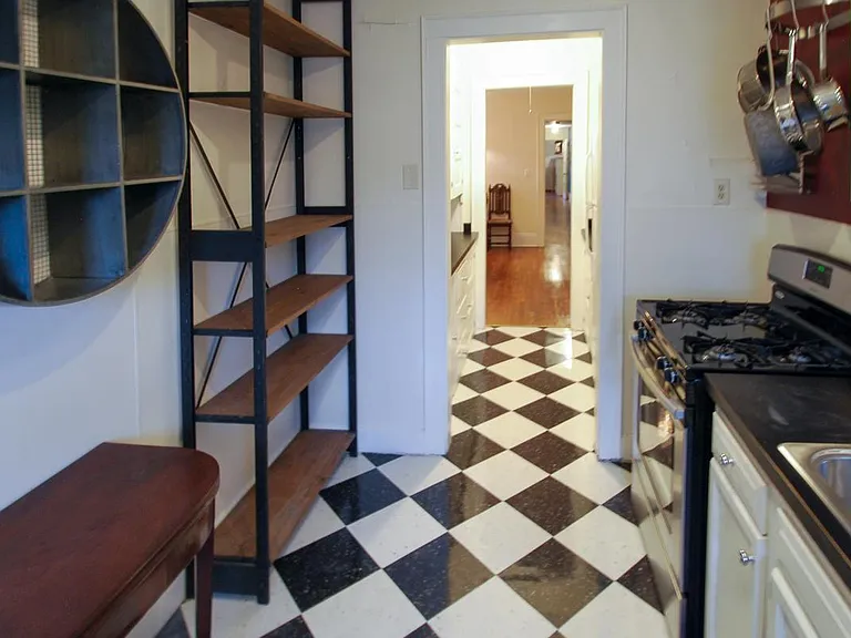 2449 Overlook Rd #2 — Photo 46