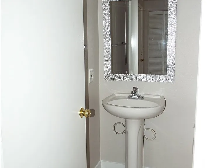 11789 Bergamo Ct — Photo 18