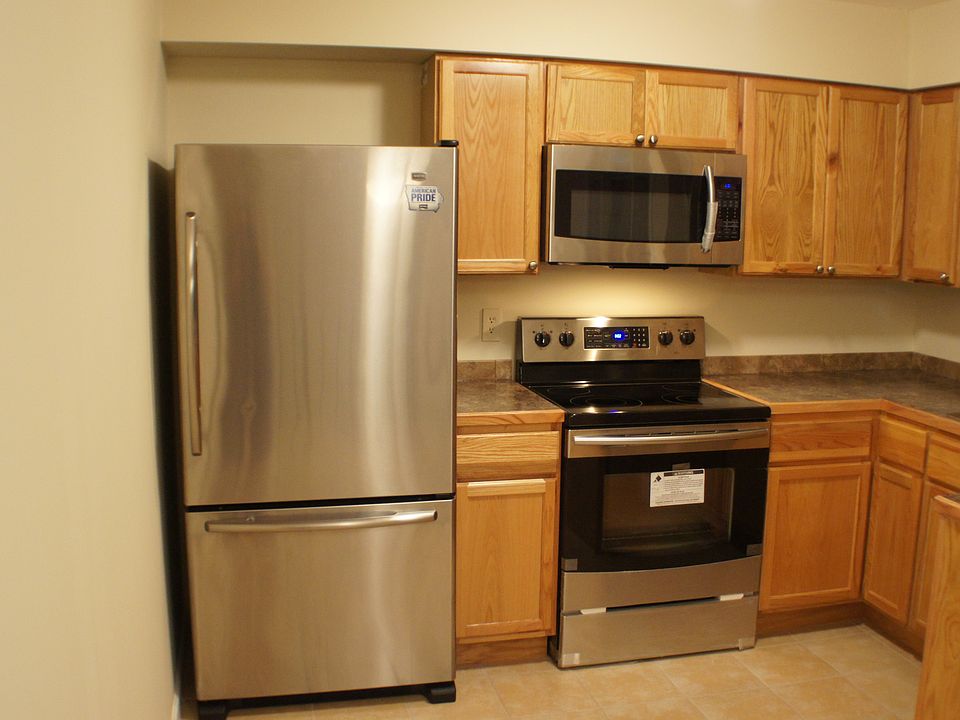 1st image of 232 Cambria Ct