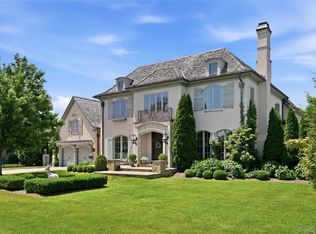 7 Sexton Drive, West Islip, NY 11795