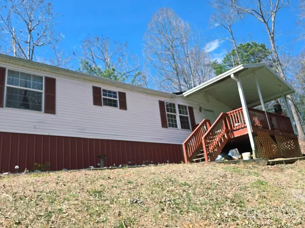 401 Azalea Cir, Marshall, NC 28753