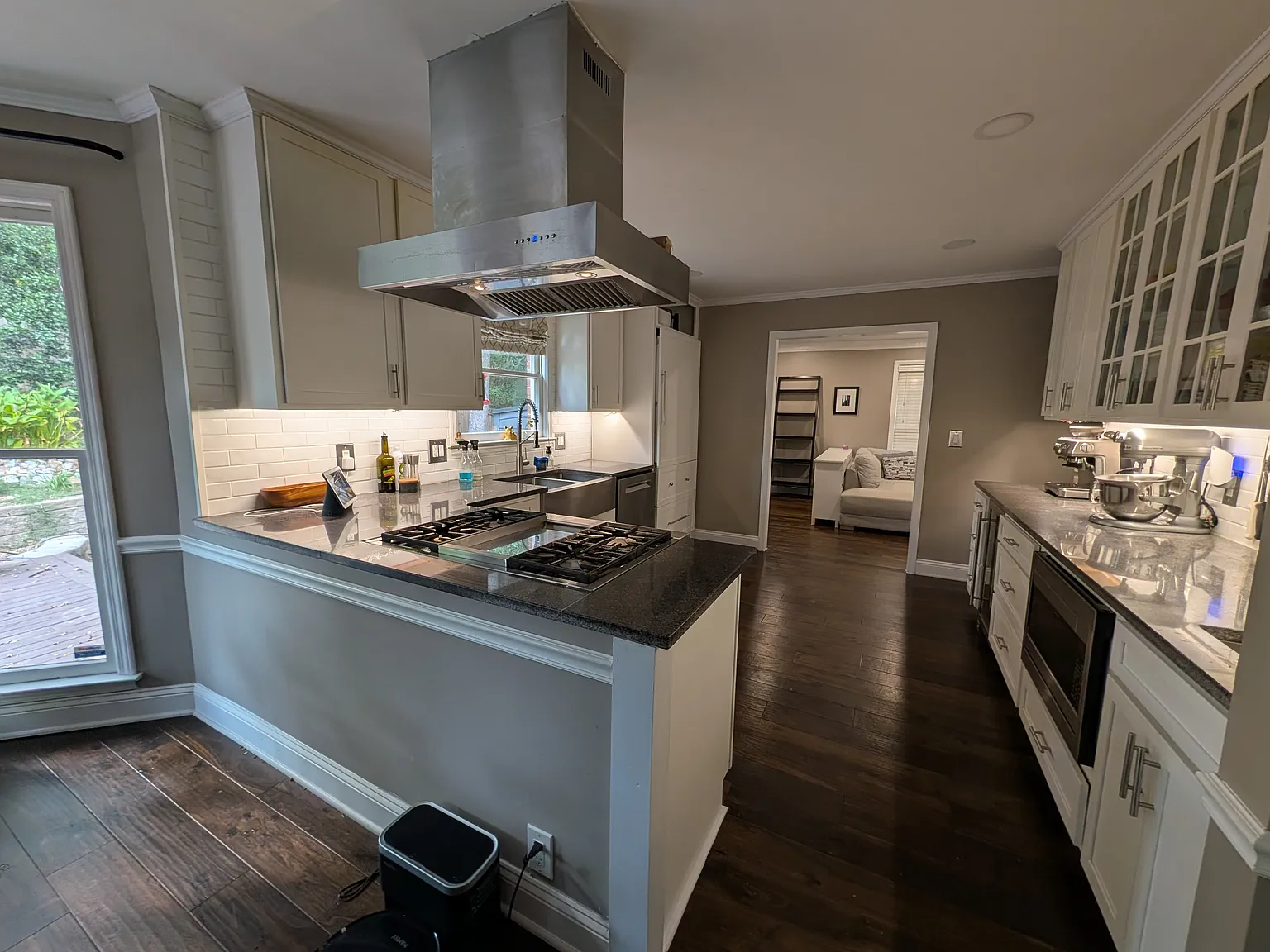 3 bed, 2053 sqft, $2,900 — Photo 3