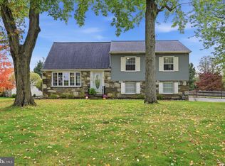 1131 Tomlinson Rd, Southampton, PA 18966