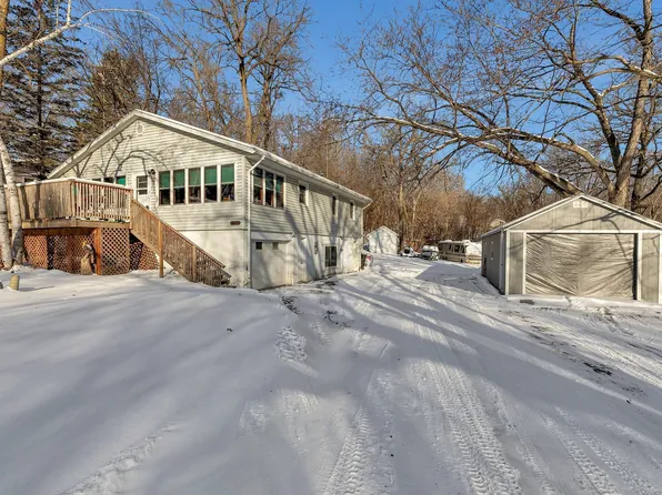 18089 Delaware Ln, Paynesville, MN 56362
