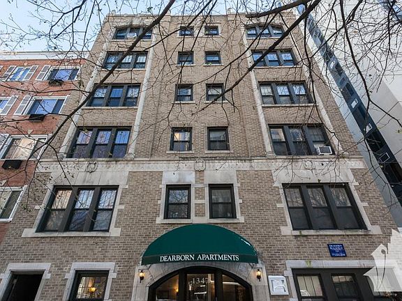 2nd image of 1347 N Dearborn St APT 305J