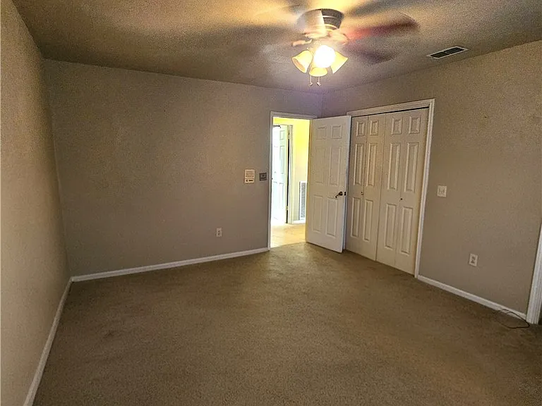 7402 Bourget Dr — Photo 17