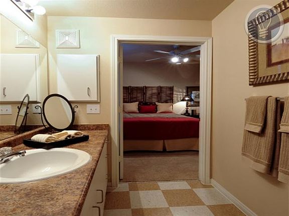 3rd image of 2801 Live Oak St APT 5308