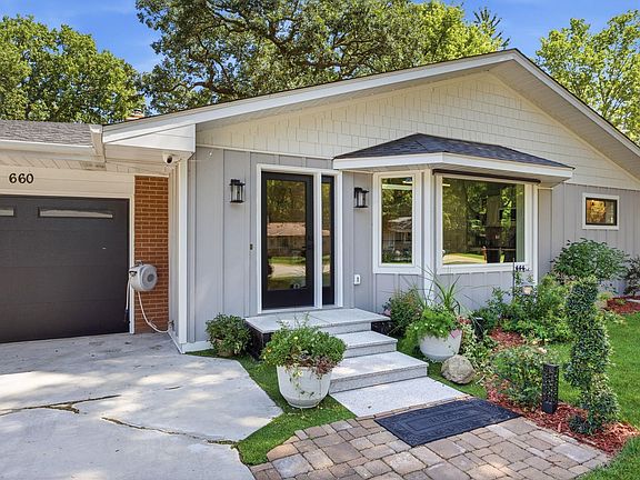 2nd image of 660 Harmony Cir