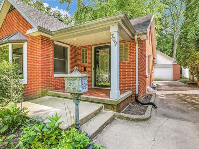 709 W Vermont Ave, Urbana, IL, 61801
