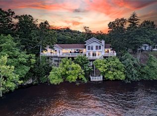 269 Cliff Dr, Sunrise Beach, MO 65079