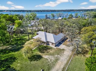 411 Valley Rd, Weatherford, TX 76087