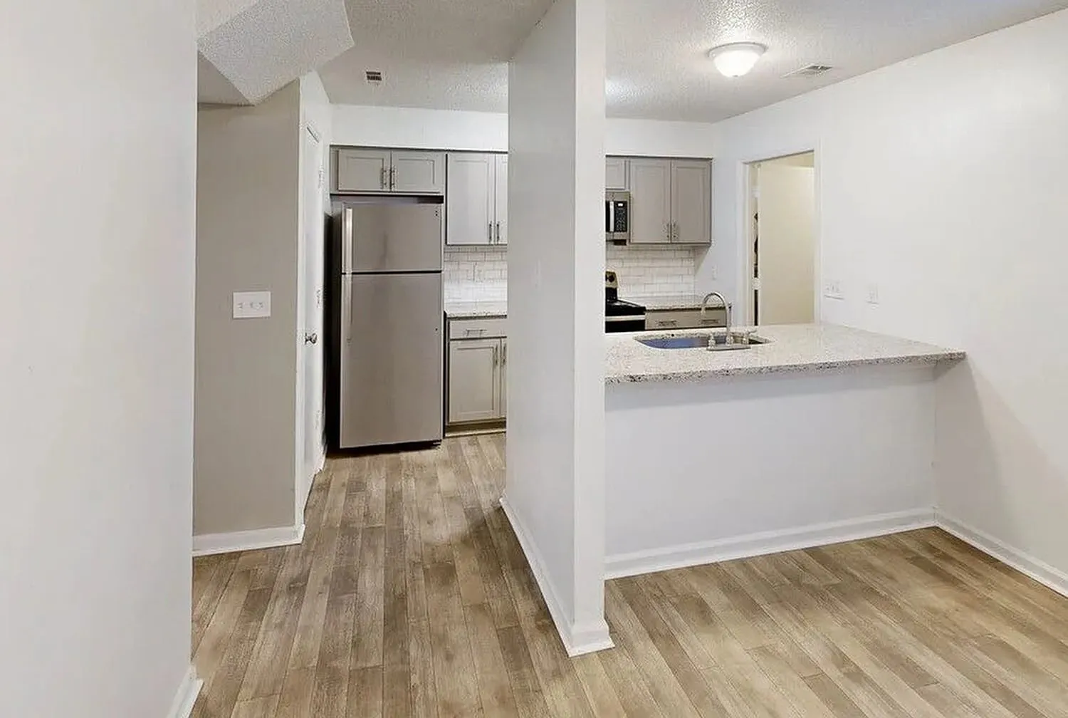 Mulberry Place Apartments — Photo 3