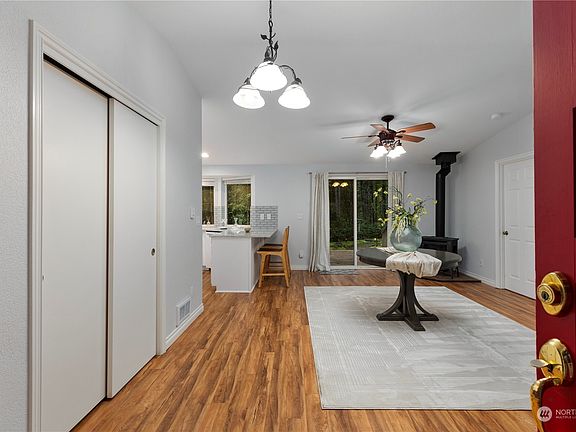 5th image of 3575 SE Soholt Lane