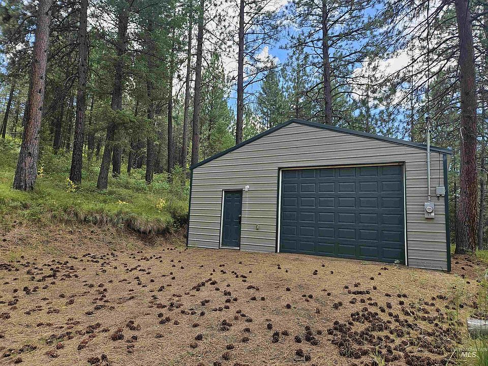 1st image of Forest Cir