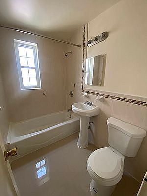 5th image of 14050 Burden Cres APT 4D