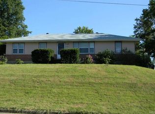 908 W Springfield Ave, Union, MO 63084