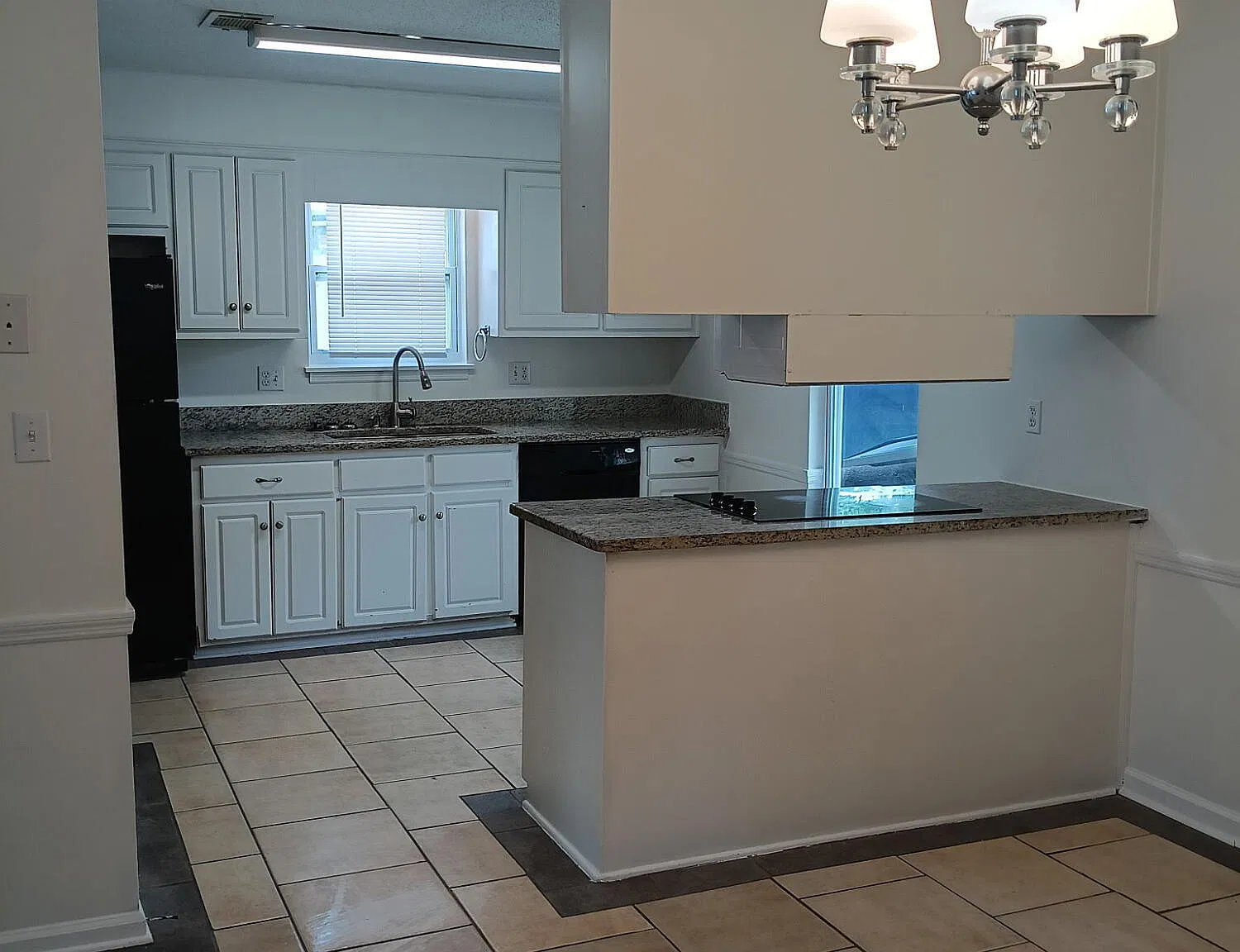 3 bed, 2.0 bath, 1300 sqft, $1,500 — Photo 4