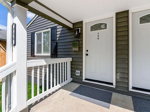 3rd image of 756 Lilley Ave