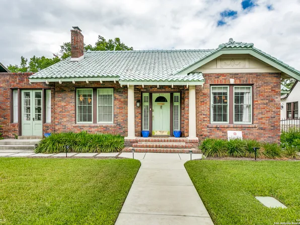 122 W AGARITA AVE, San Antonio, TX 78212