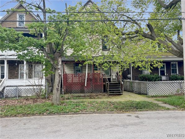 2235 Cudaback Ave, Niagara Falls, NY 14303