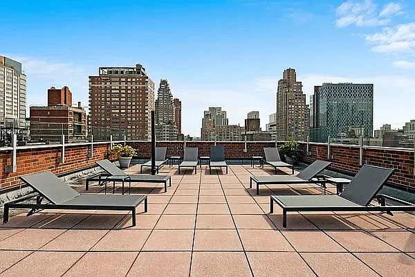 Sold by Modlin Group | media 24