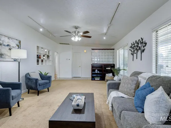 12167 W Lewisburg Ct, Boise, ID 83709