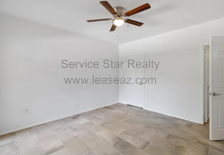 15095 N Thompson Peak Pkwy #2011 — Photo 9