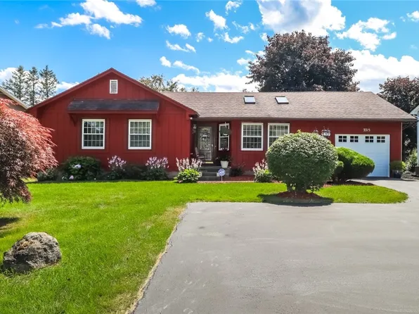 2215 Westside Dr, Rochester, NY 14624