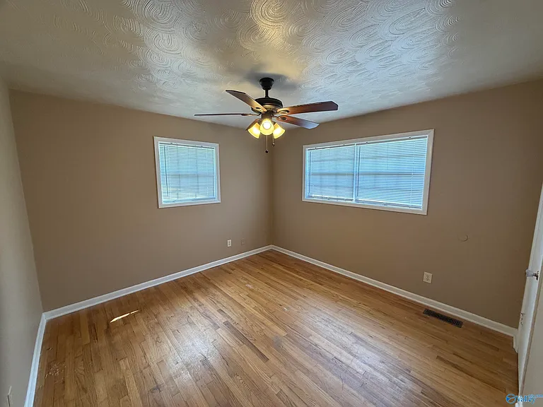 1802 Tunsel Rd SW — Photo 13