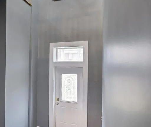 4th image of 850 Lincoln Ave #2