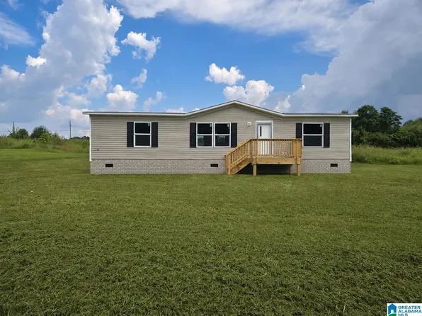 170 Town Creek Ln, Talladega, AL 35160