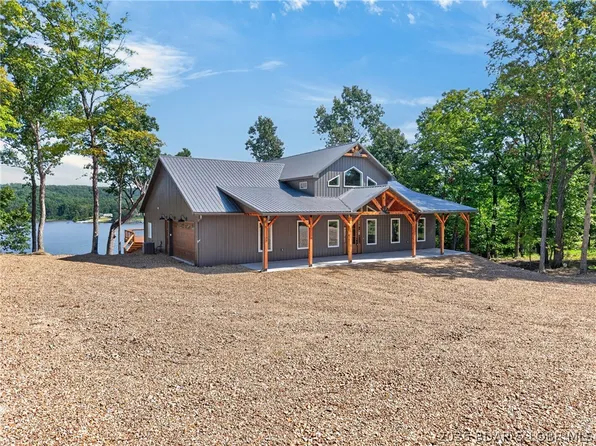 1050 Emerald Hills Dr, Edwards, MO 65326