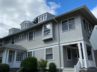 269 Laburnam Cres, Rochester, NY 14620