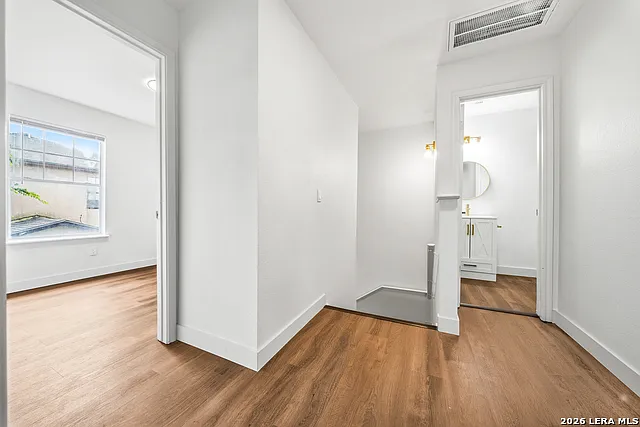 7664 Oak Chase — Photo 10