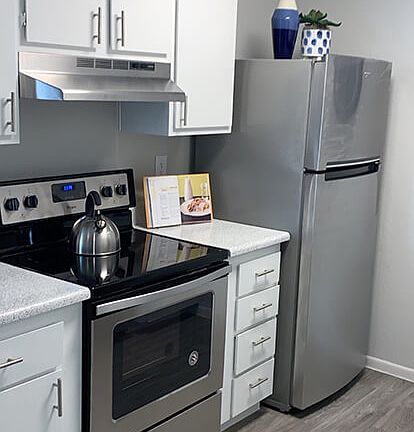 Kitchen with Stainless Steel Appliance Package