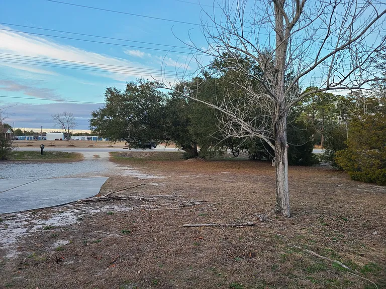 2082 State Highway 172 — Photo 2