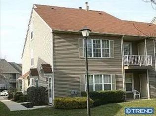 406B Sedgefield Dr, Mount Laurel, NJ 08054