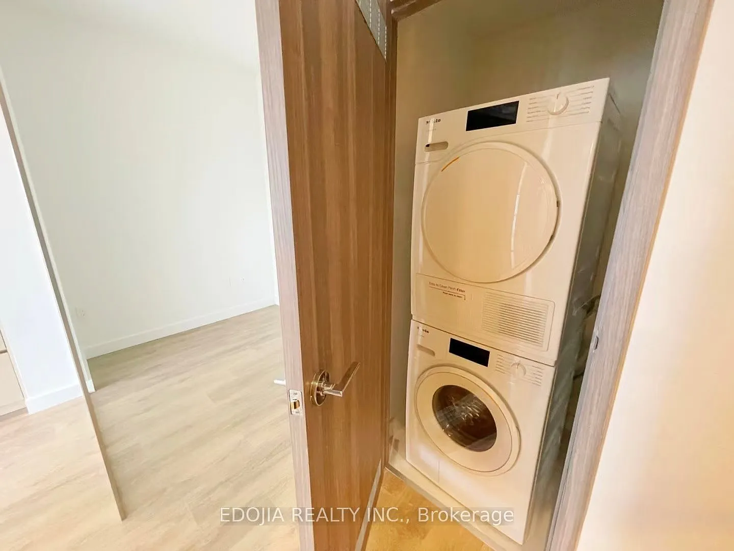 2 bed, $2,400 — Photo 3