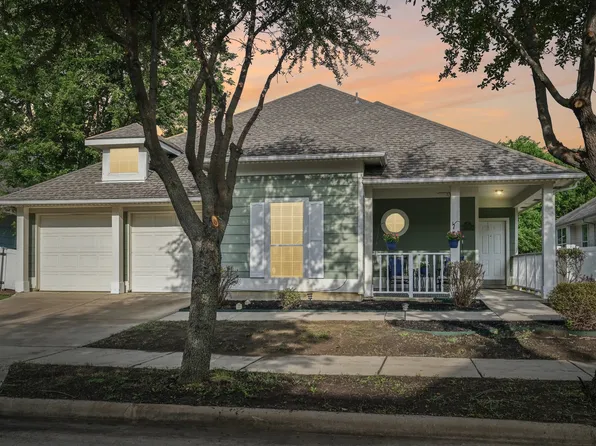 1321 Stone Mountain Pkwy, Aubrey, TX 76227