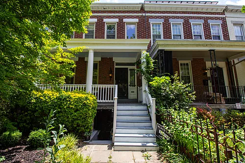 148 Adams St NW Photo 1