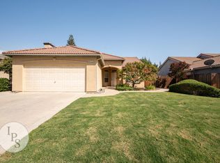 753 Applegate Ave, Clovis, CA 93611