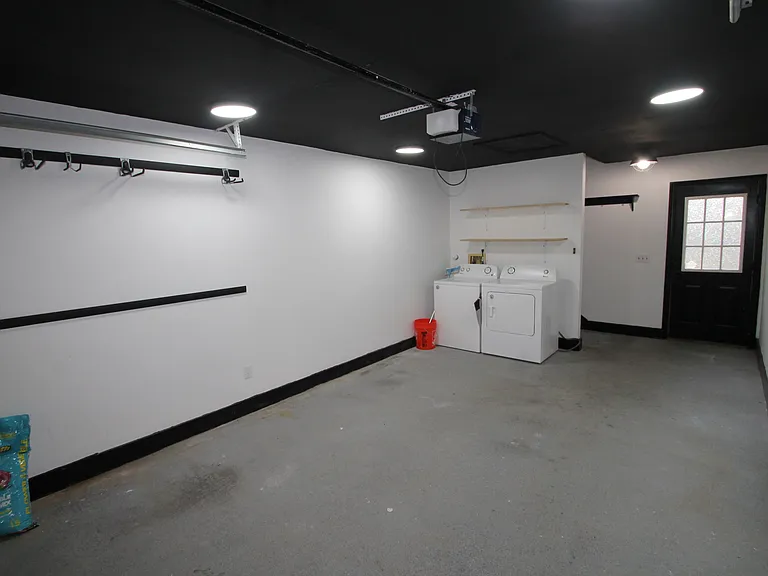 502 Pointe South Dr — Photo 19