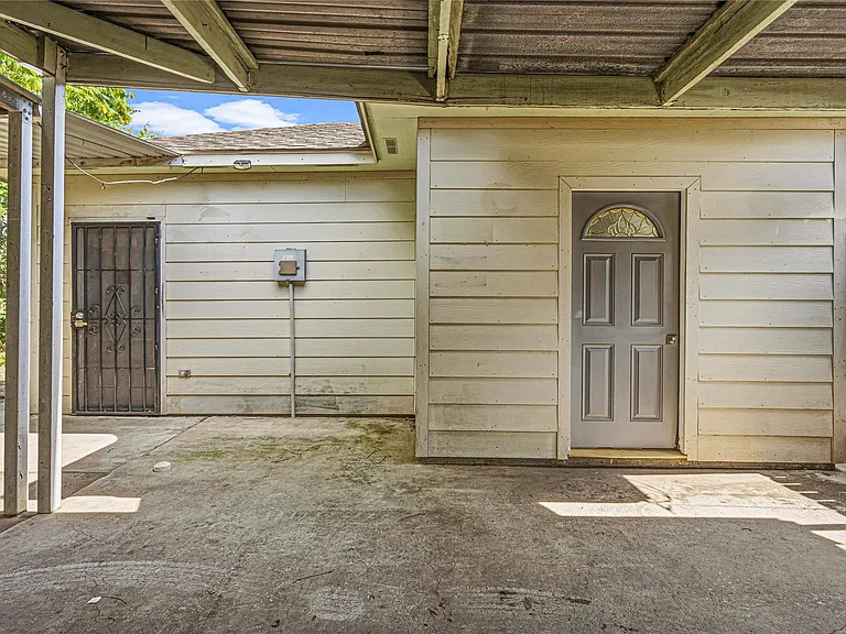 7839 Goode St #B — Photo 11