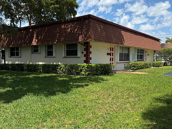 2nd image of 3225 NE 21st Avenue #7