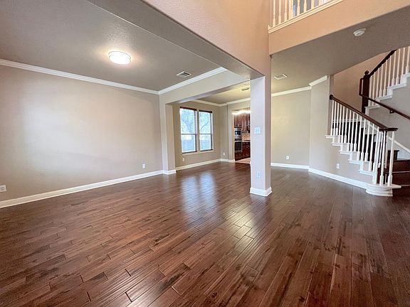 5th image of 2922 Forest Meadow Dr