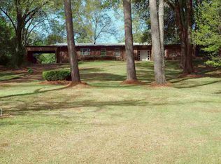 3863 Eastover Dr, Jackson, MS 39211
