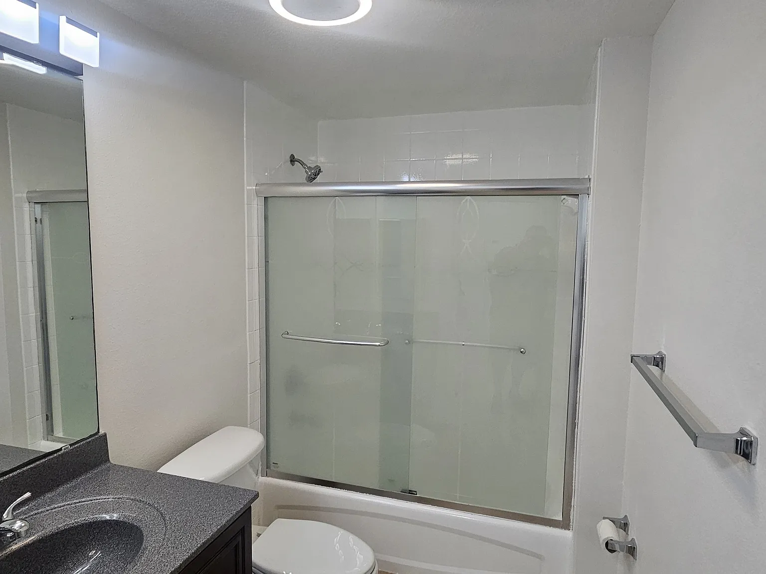13215 Villa Vista Drive #102 Orlando FL 32824... - 1 — Photo 4