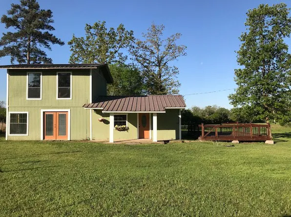 239 Private Road 6107, Palestine, TX 75801